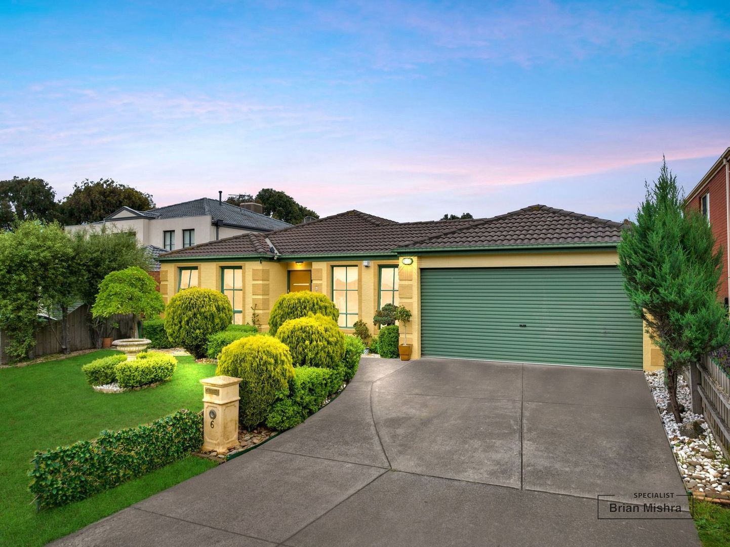6 Welsh Court, Roxburgh Park VIC 3064 Domain