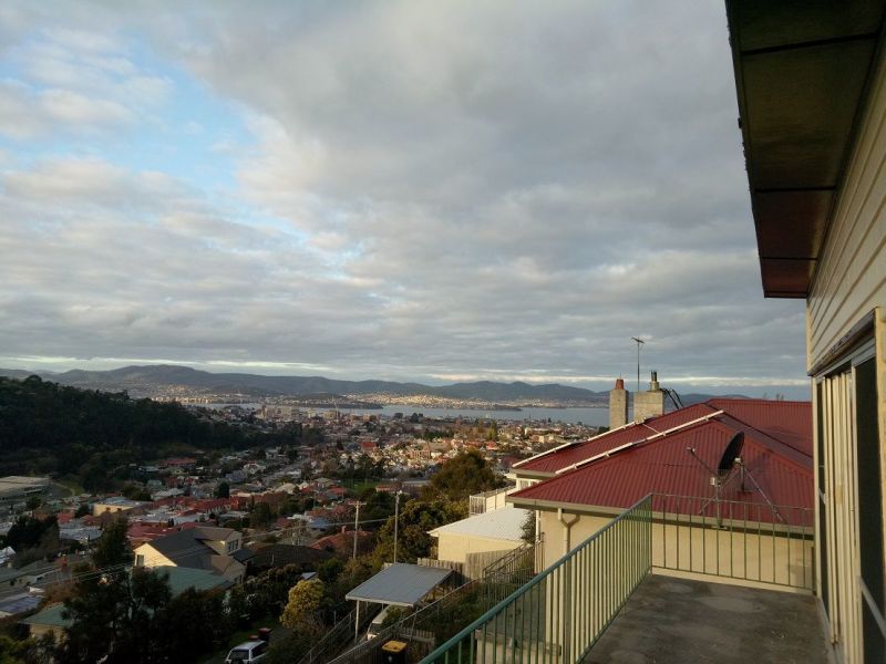 4 bedrooms House in 423 Huon Road SOUTH HOBART TAS, 7004