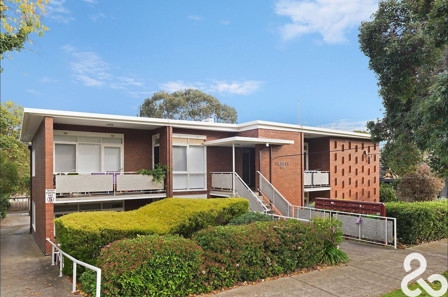 1 bedrooms Apartment / Unit / Flat in 6/176 Lower Heidelberg Road IVANHOE VIC, 3079