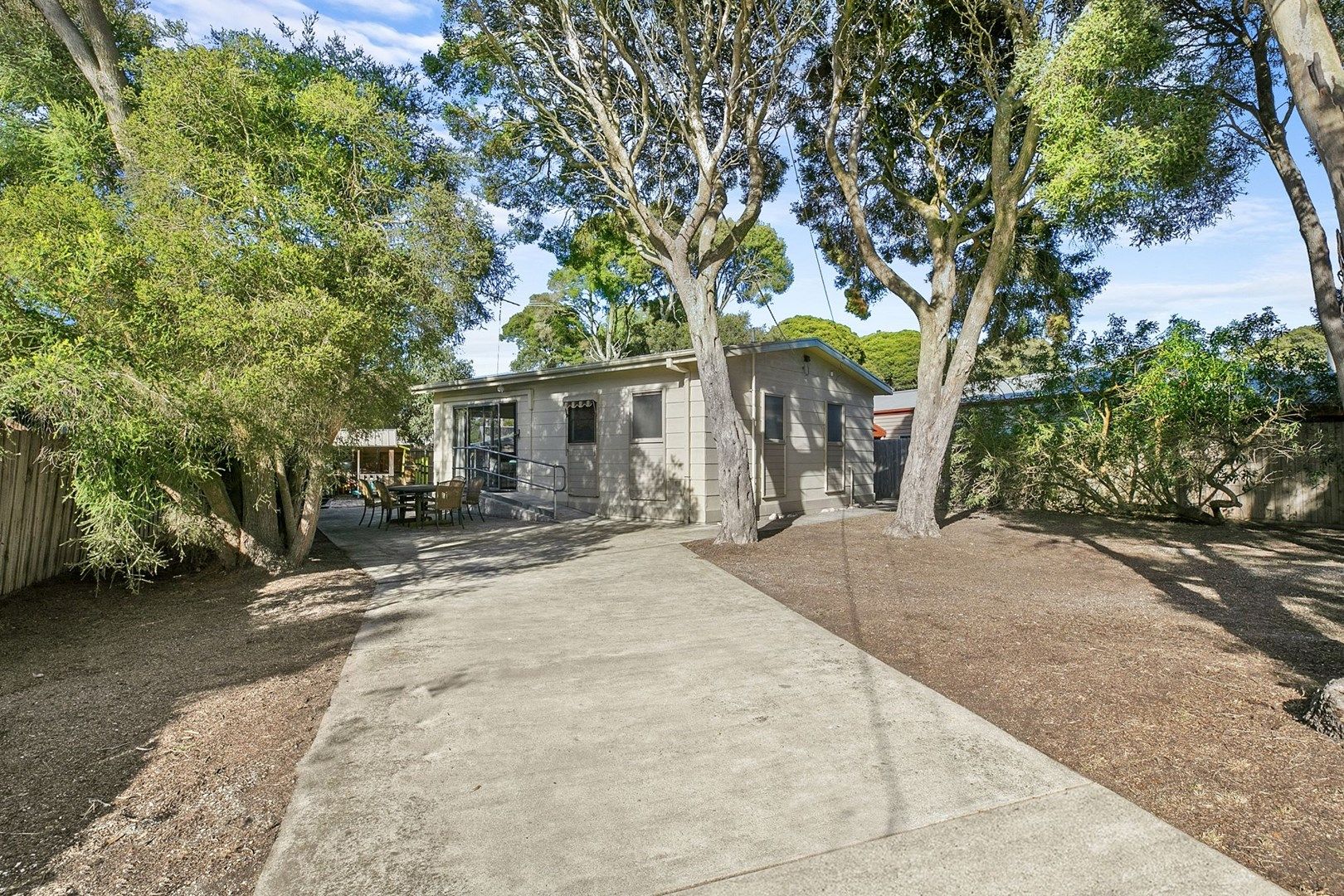 17 Saratoga Avenue, Barwon Heads VIC 3227, Image 0