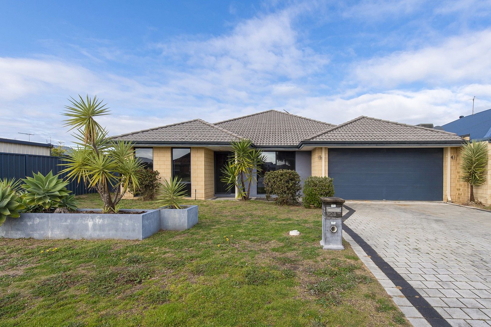 28 Pamplona Boulevard, Port Kennedy WA 6172, Image 0