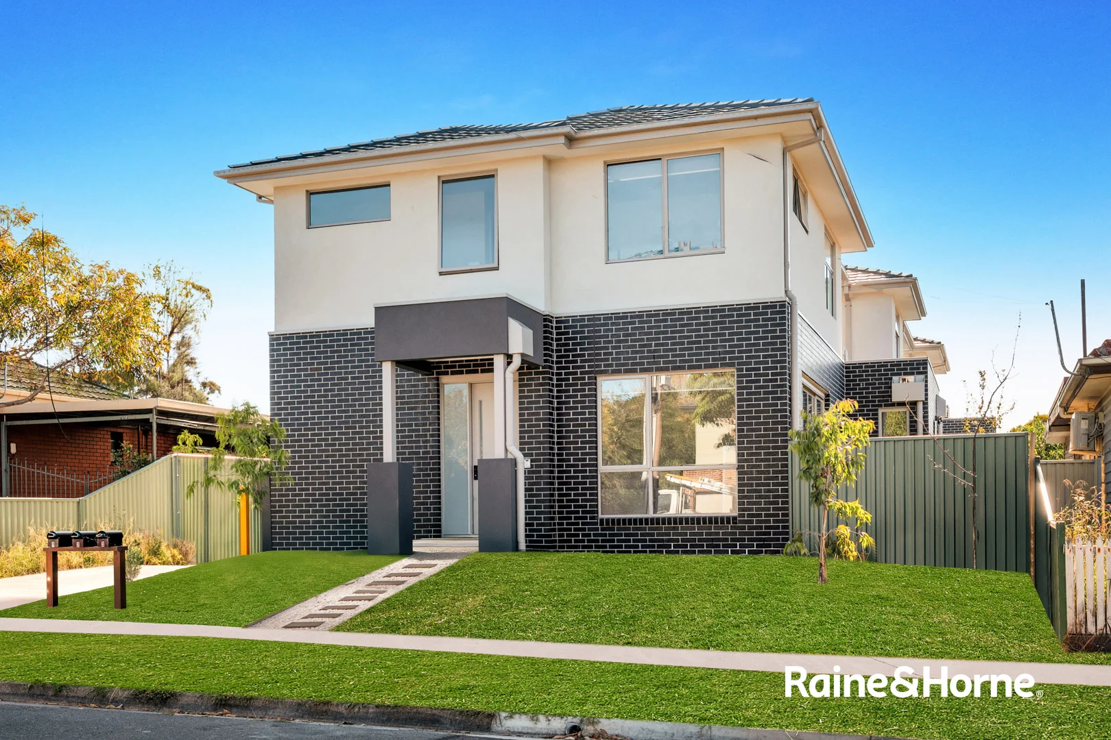 1/4 WALES STREET, Springvale VIC 3171