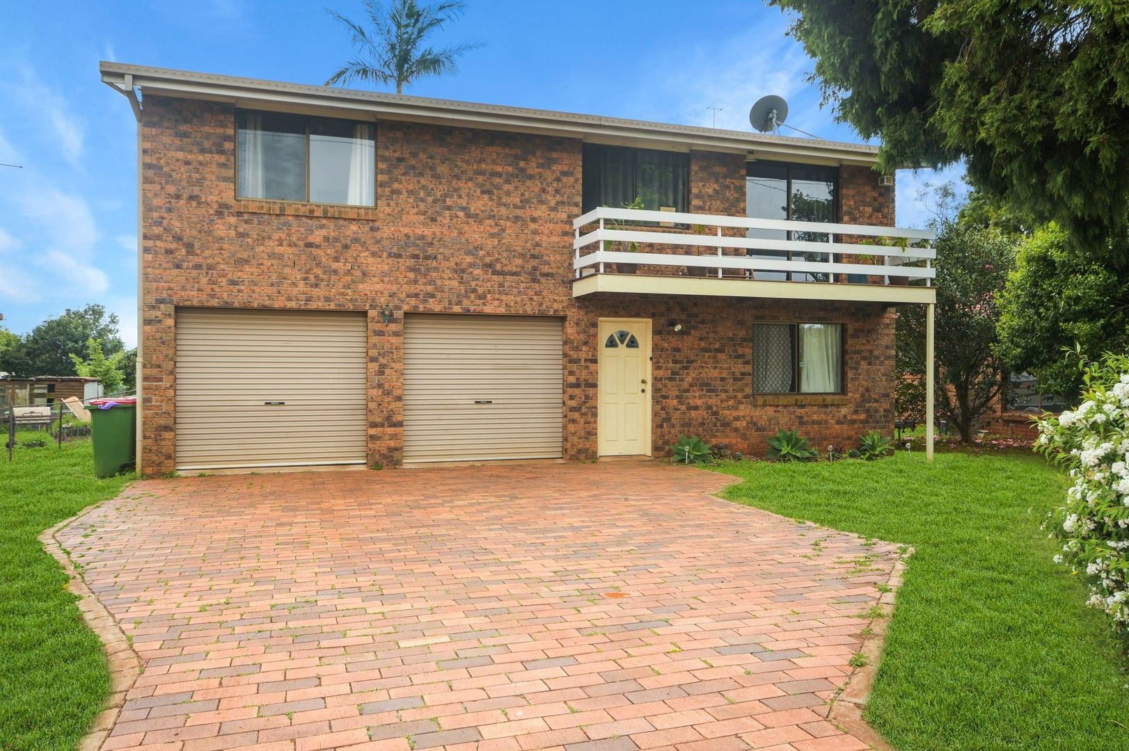 4 bedrooms House in 469 Stenner Street HARRISTOWN QLD, 4350