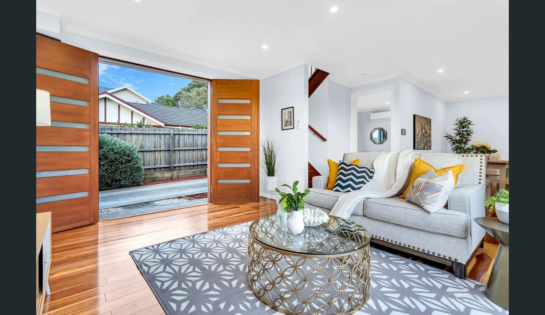 4 bedrooms Townhouse in 2/15 Ashley Street BOX HILL NORTH VIC, 3129