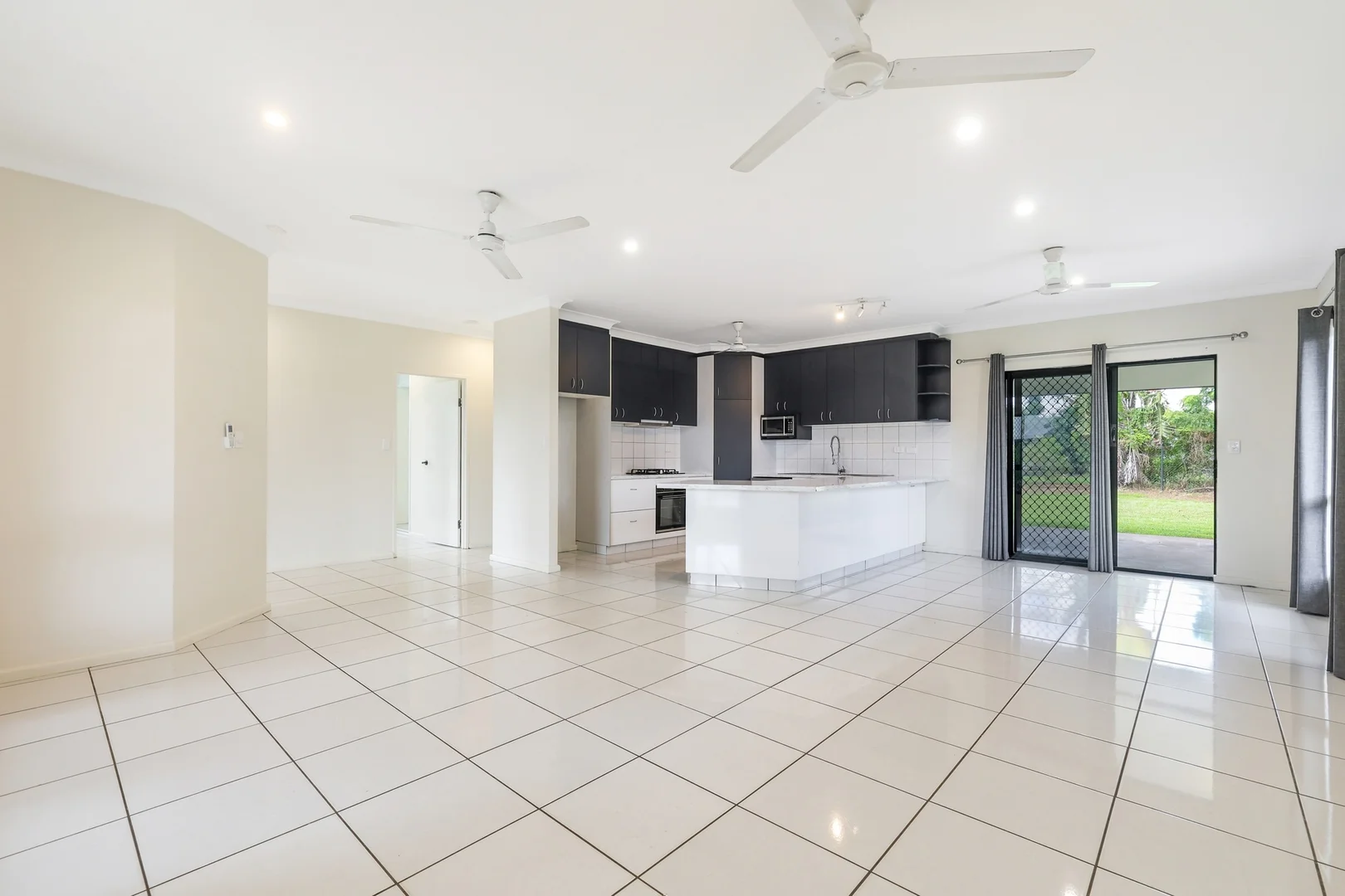 Additional image 9 of 25 Richards Crescent, Rosebery NT 0832
