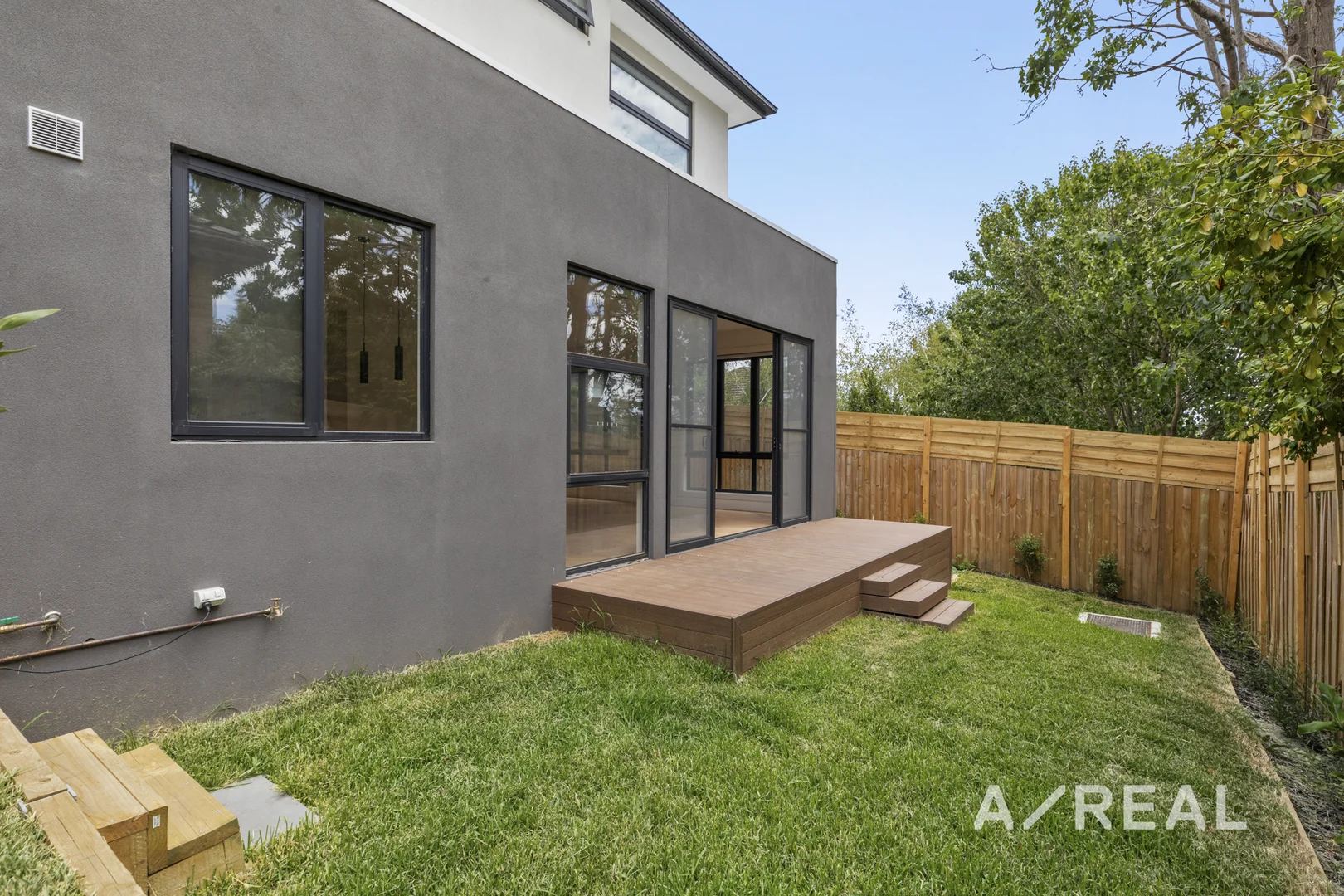 Additional image 15 of 2/30 Wadham Parade, Mount Waverley VIC 3149