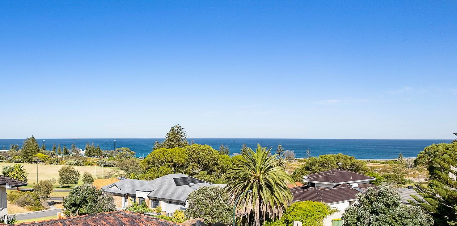 3 bedrooms House in  CITY BEACH WA, 6015