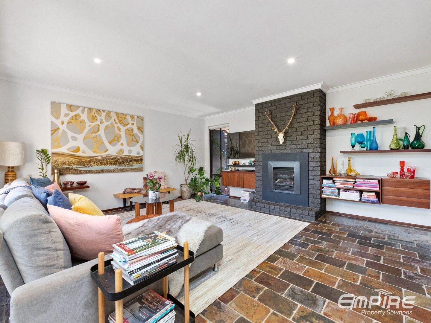 4 bedrooms House in 28 Sowden Drive SAMSON WA, 6163