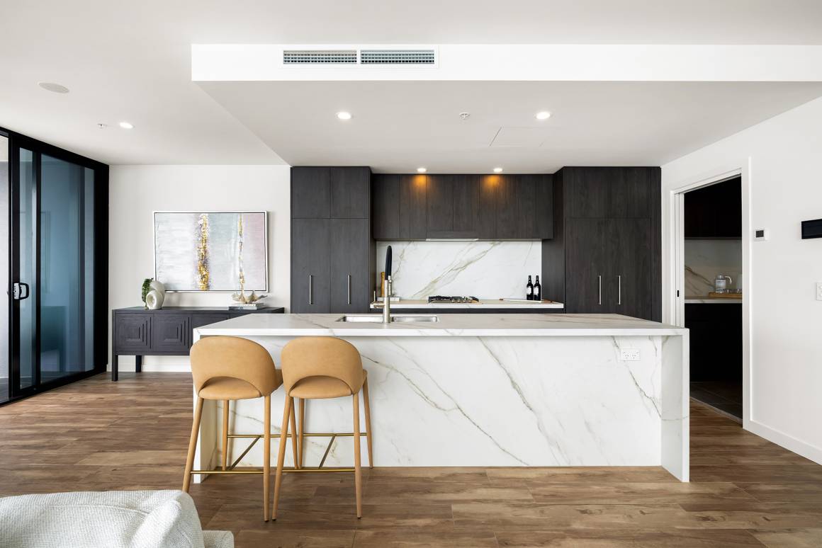 1302/3552 Main Beach Parade Main Beach 4217 - Image 4