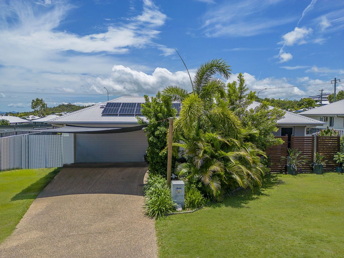 33 Bilbao Place, Bushland Beach QLD 4818, Image 0