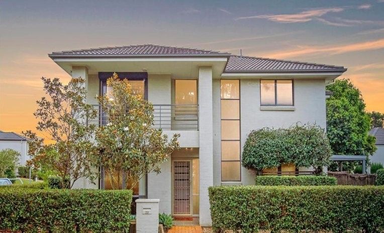 4 bedrooms House in 22 Newbury Avenue STANHOPE GARDENS NSW, 2768