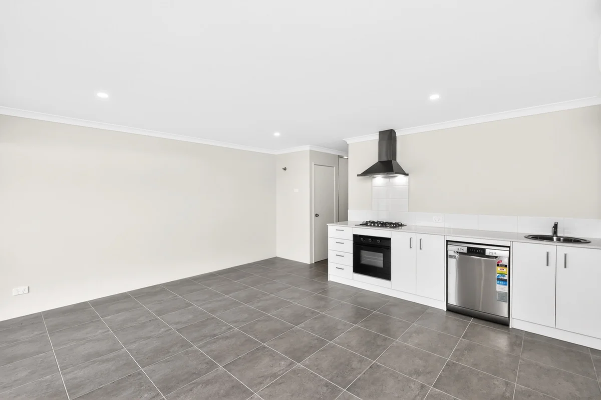 Additional image 8 of 30A Brumlow Way, Lakelands WA 6180