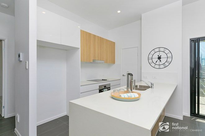 Picture of 3/72 Pine Street, WYNNUM QLD 4178