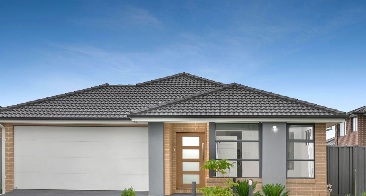 4 bedrooms House in 13 Doryanthes Way MICKLEHAM VIC, 3064