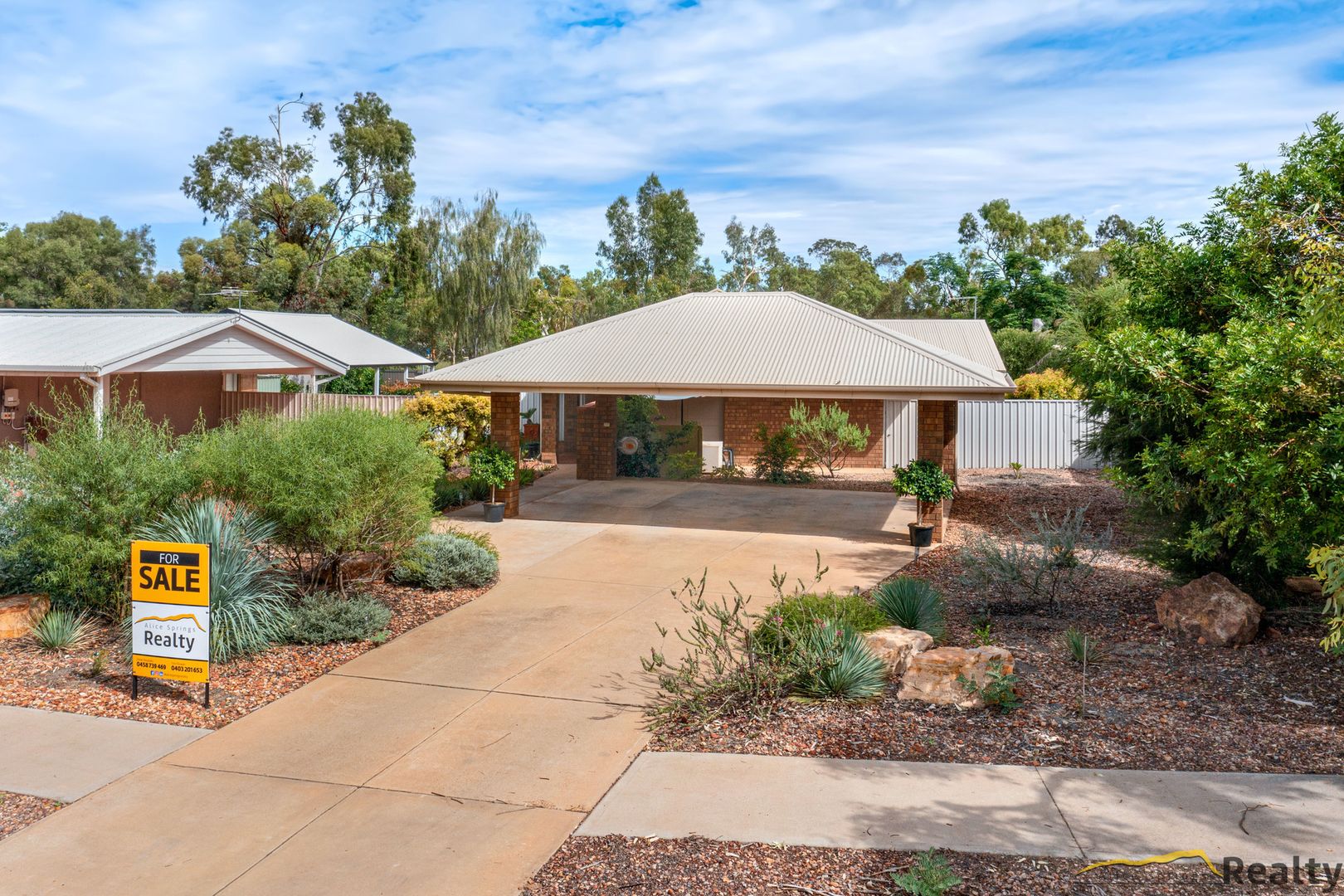 29 Hillside Gardens, Desert Springs NT 0870, Image 2