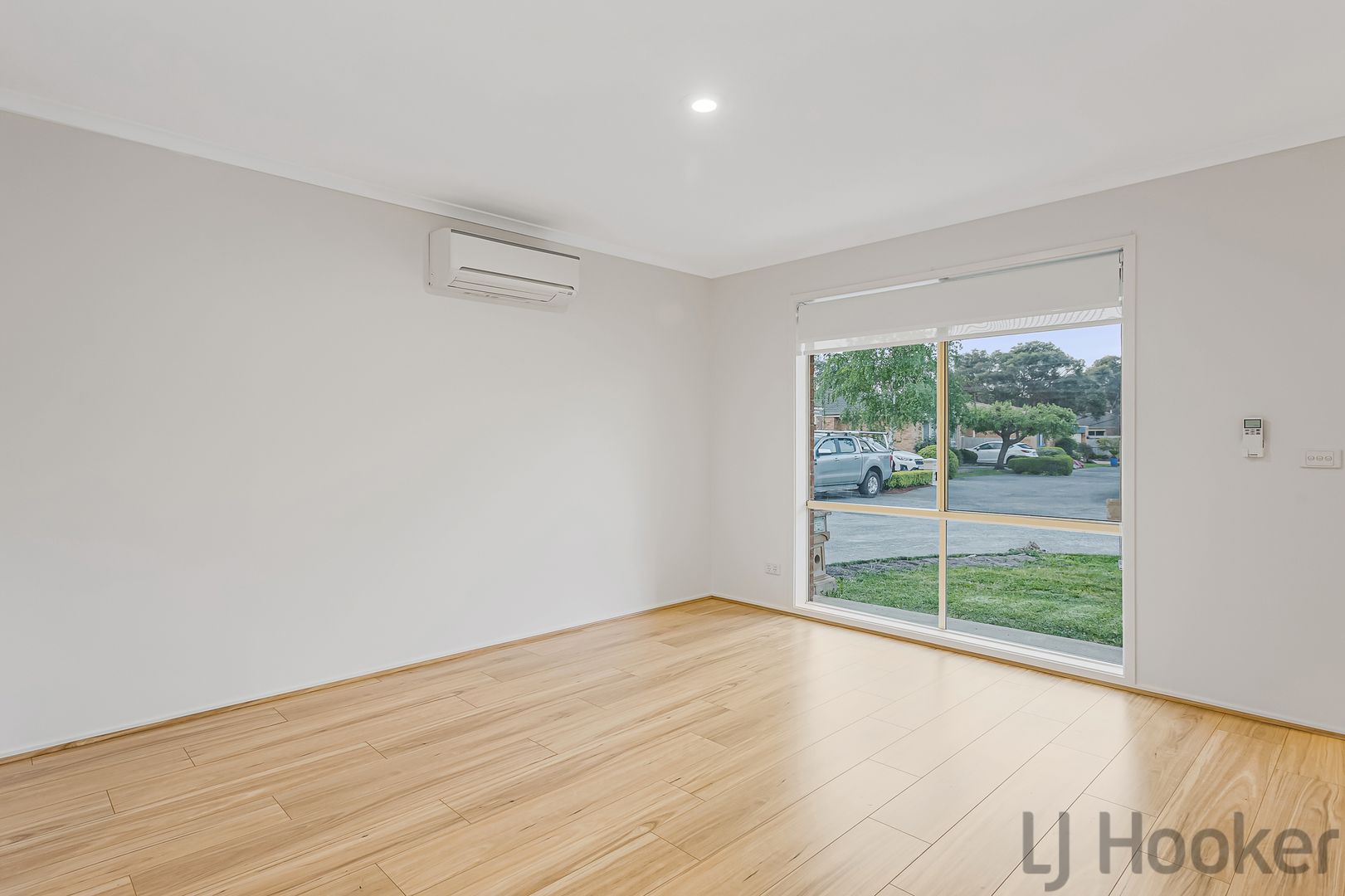 21 Grierson Drive, Kilsyth VIC 3137, Image 2