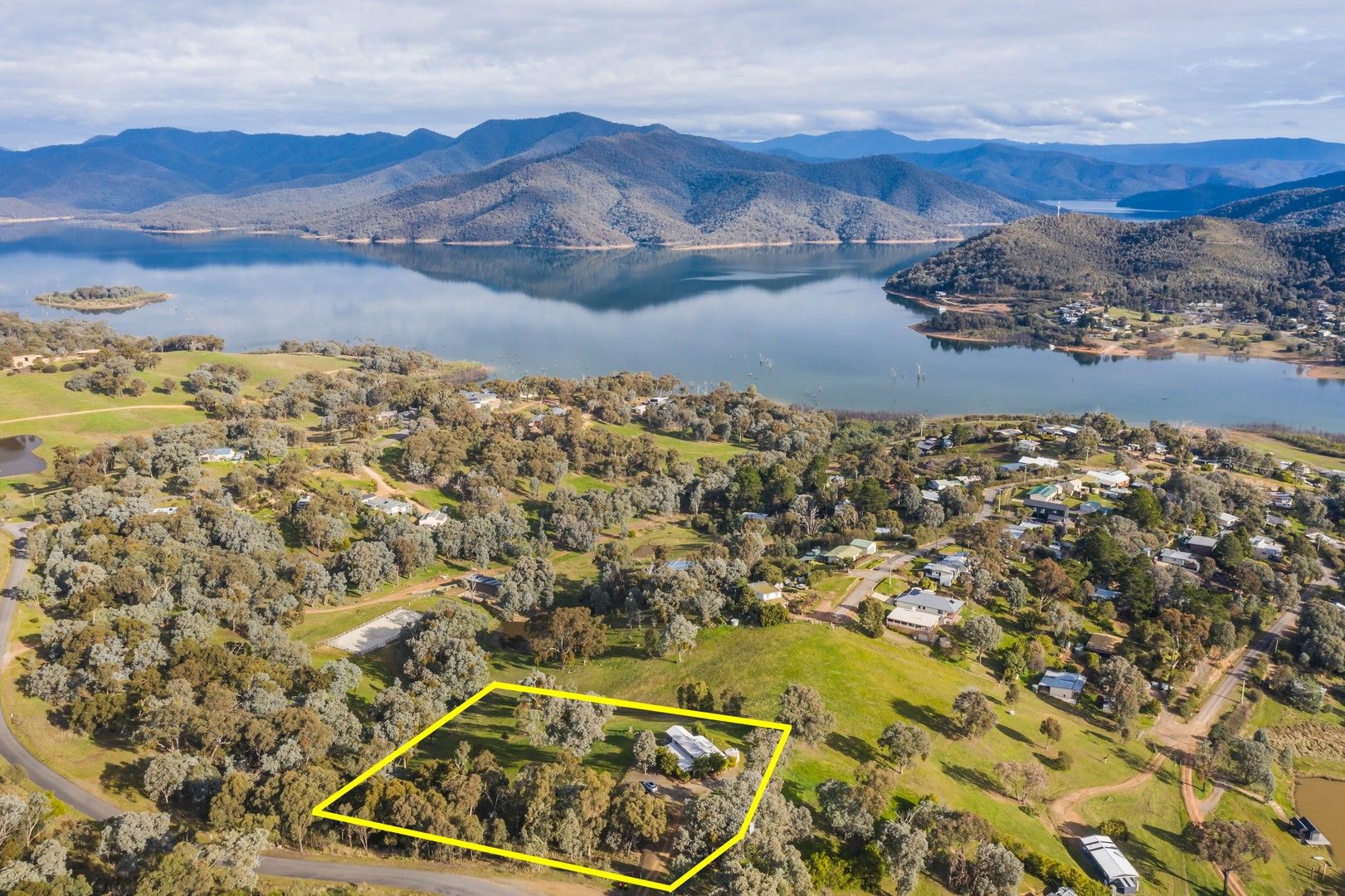 164 Mountain Bay Drive, Mountain Bay VIC 3723, Image 0