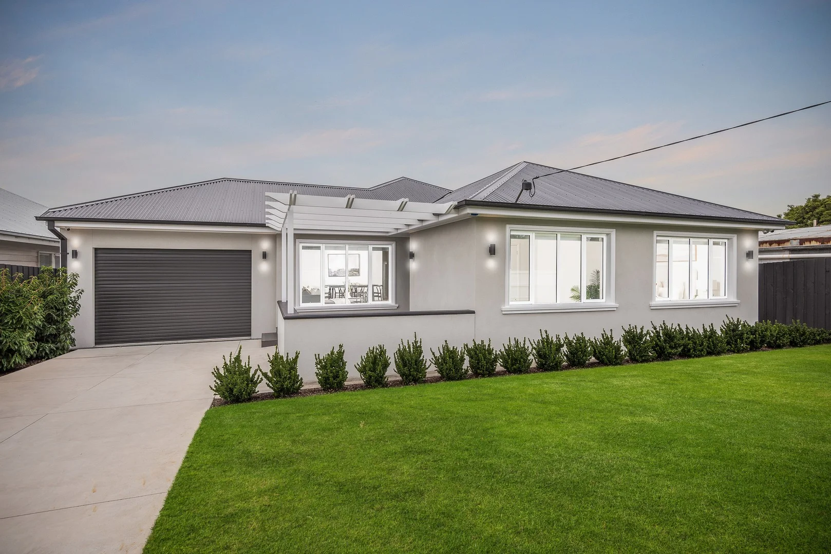 2 Harvey Avenue, Herne Hill VIC 3218