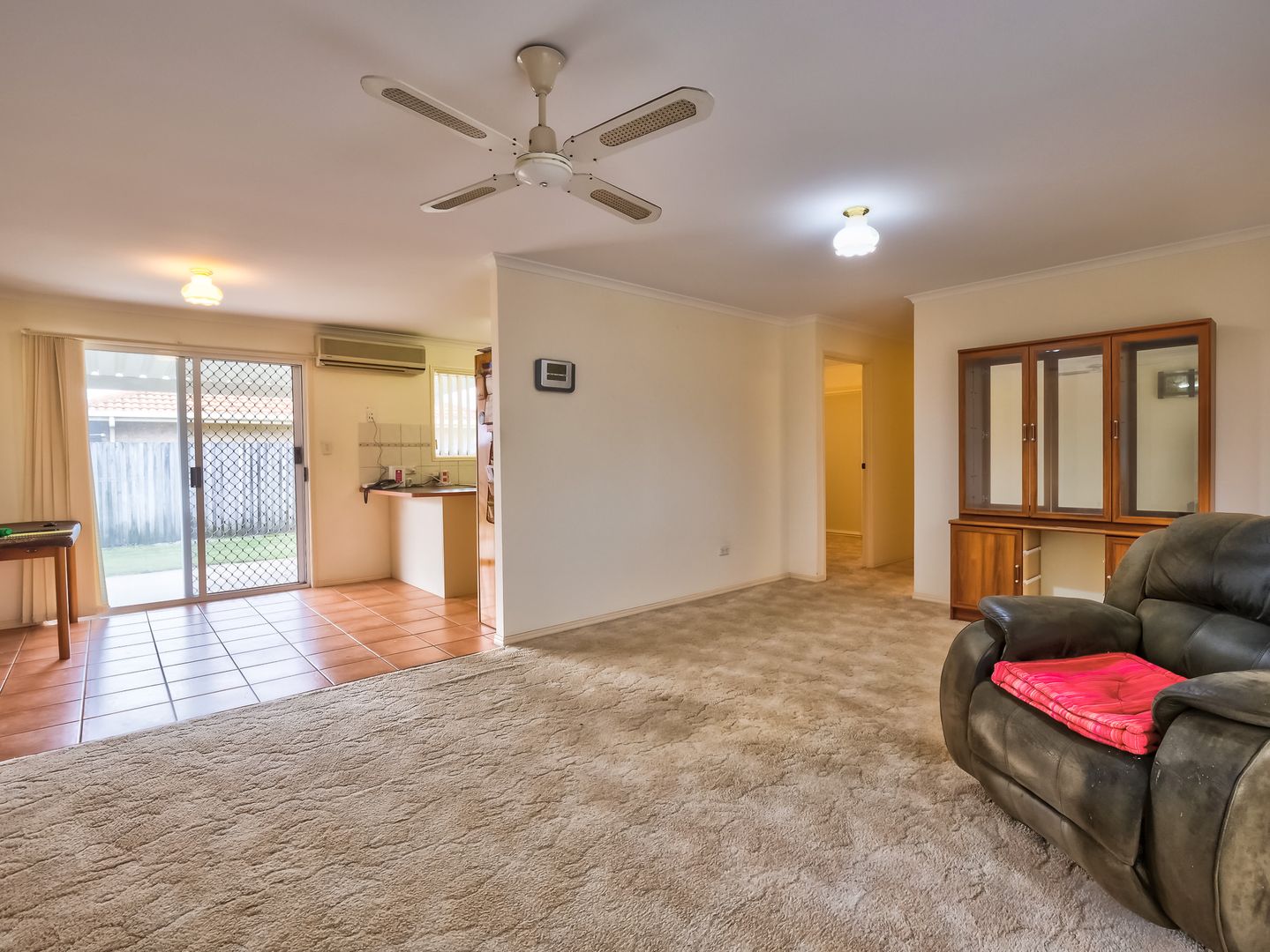 1 Elliot Court, Eli Waters QLD 4655, Image 2