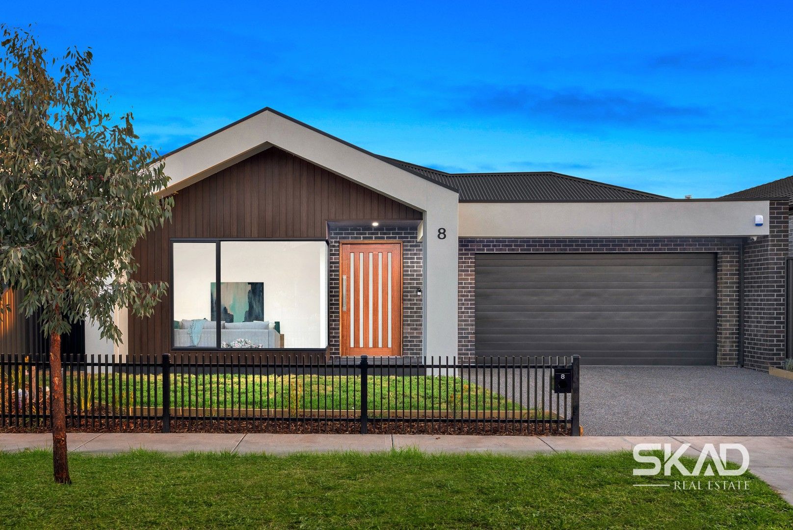 8 Candy Road, Greenvale VIC 3059, Image 0