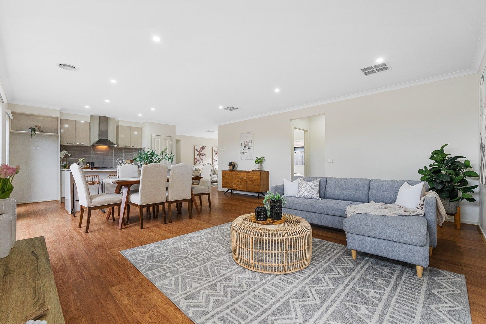 4 bedrooms House in 6 Padova Ave WERRIBEE VIC, 3030