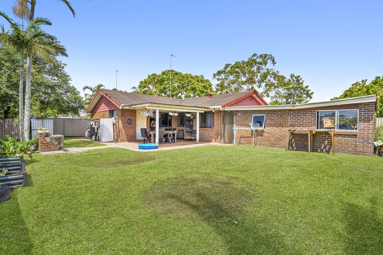 7 Alamau Street, Benowa QLD 4217, Image 1