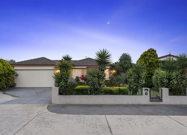 13 Wood Grove, Burnside VIC 3023