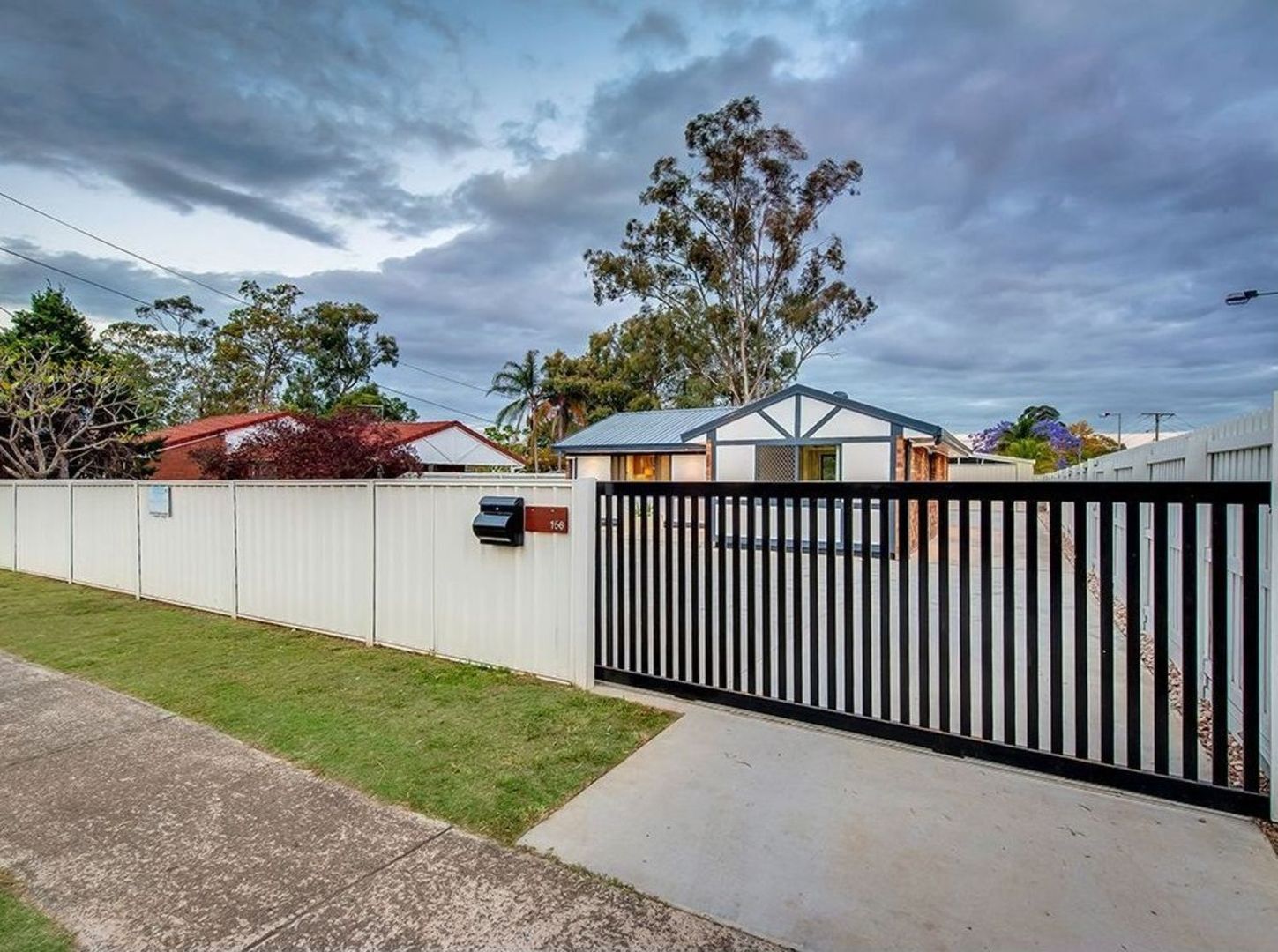156 Middle Road, Boronia Heights QLD 4124