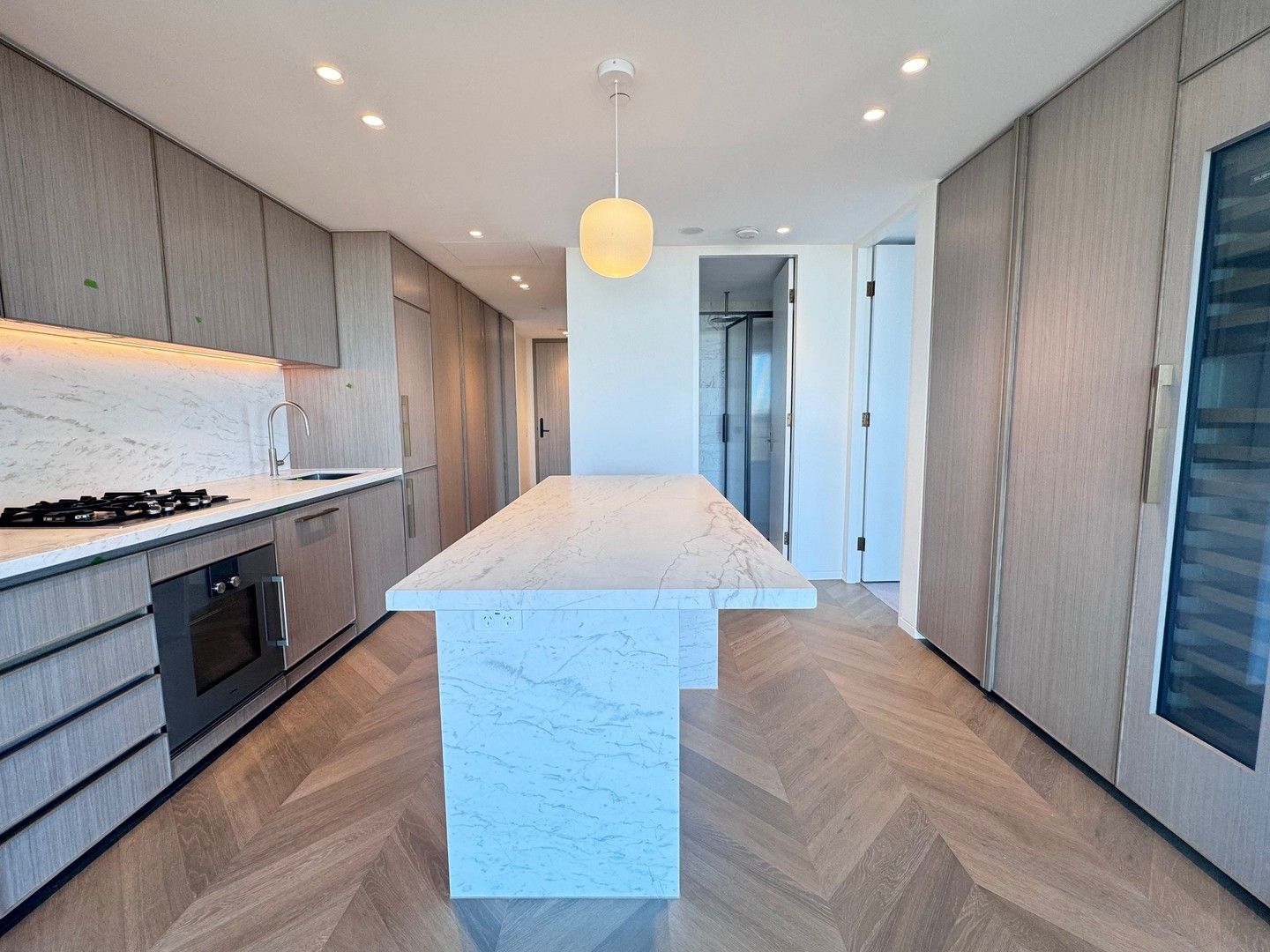 2 bedrooms Apartment / Unit / Flat in 1103/168 walker street NORTH SYDNEY NSW, 2060
