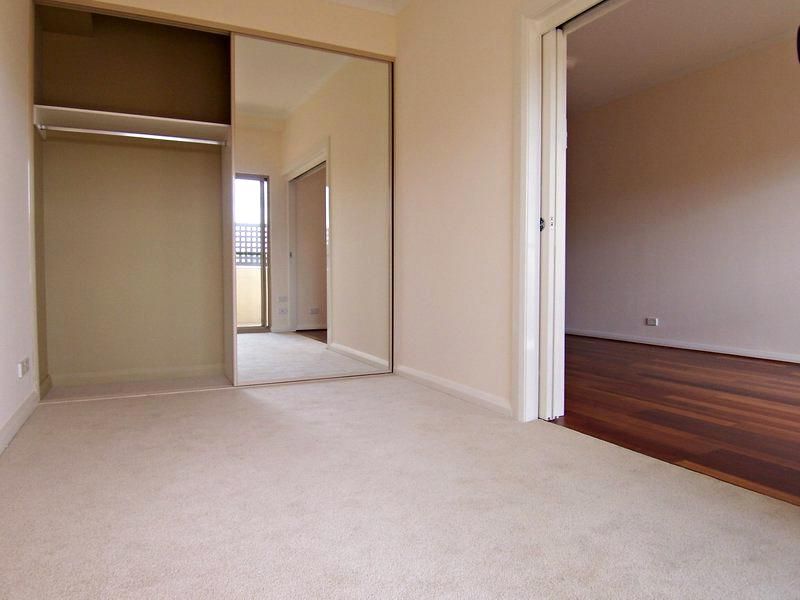 13/13-17 Greek Street, Broadway NSW 2007, Image 2