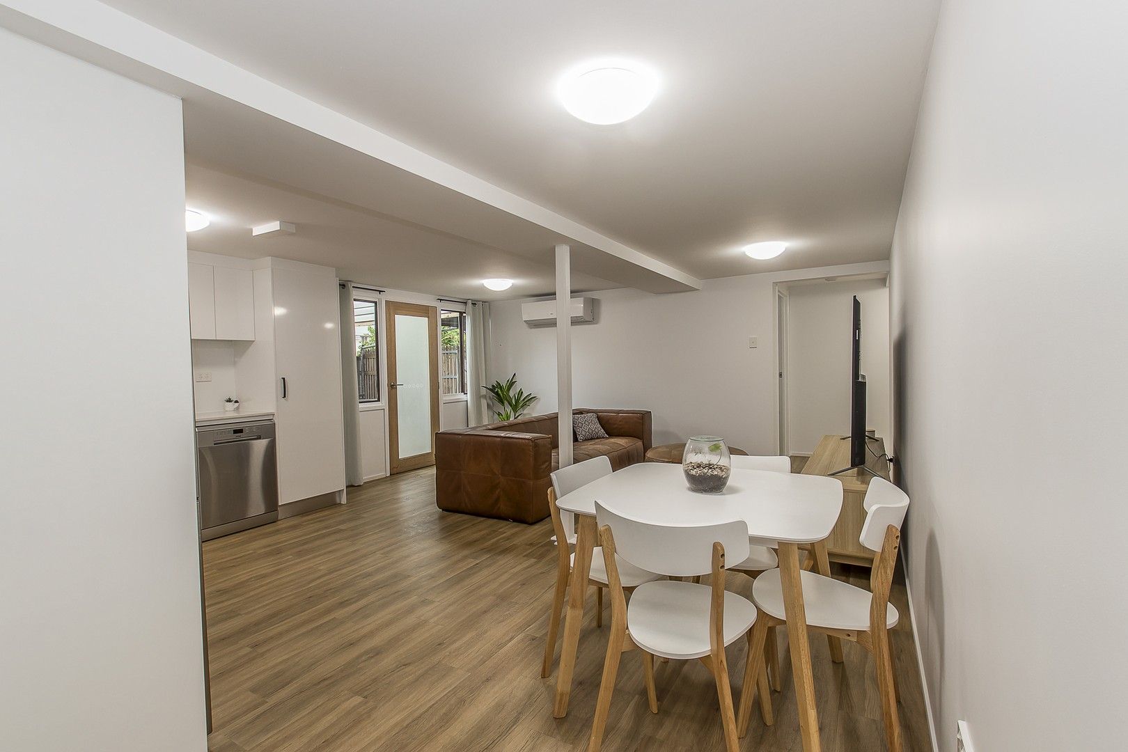 2 bedrooms Apartment / Unit / Flat in 32a Clayton Street HERMIT PARK QLD, 4812