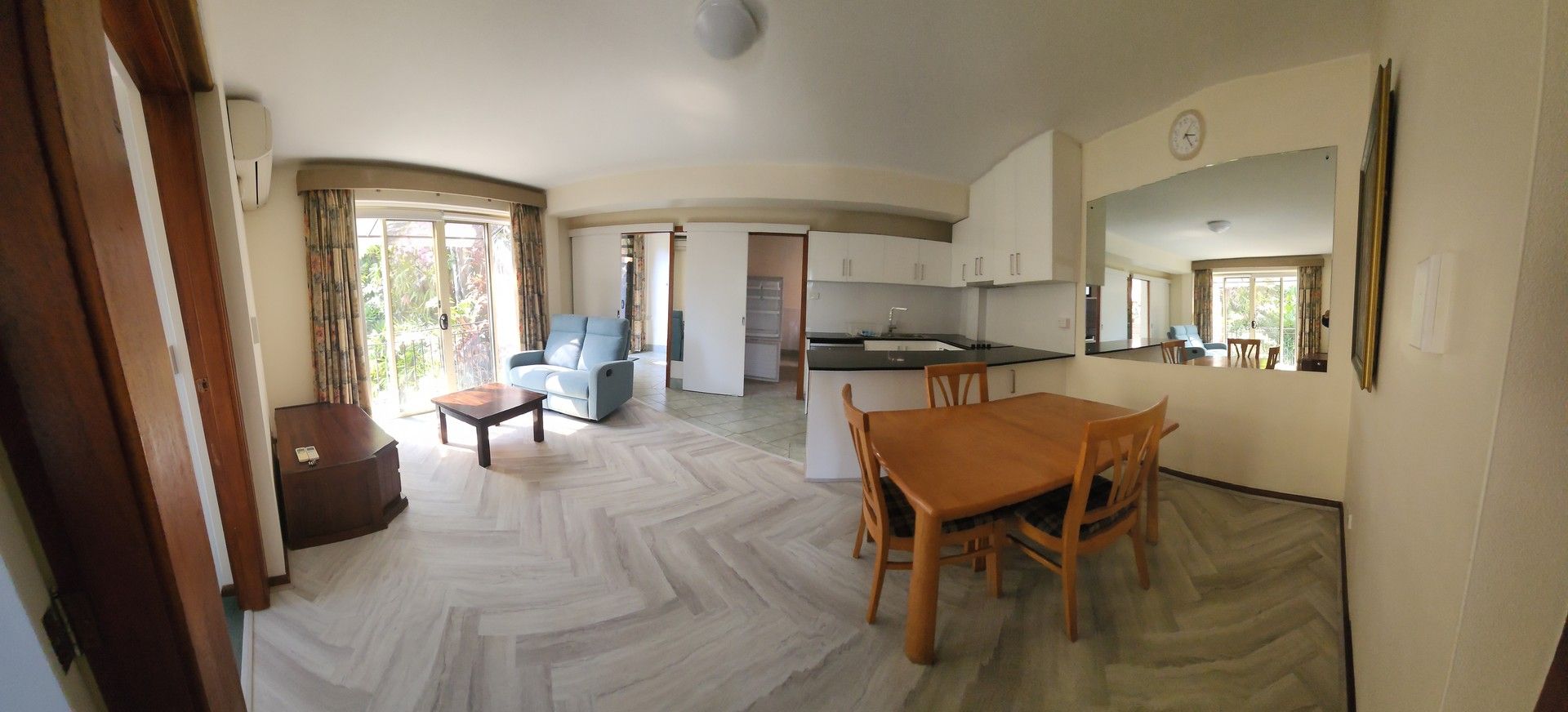 2 bedrooms Apartment / Unit / Flat in 35 Cramer St CHATSWOOD NSW, 2067