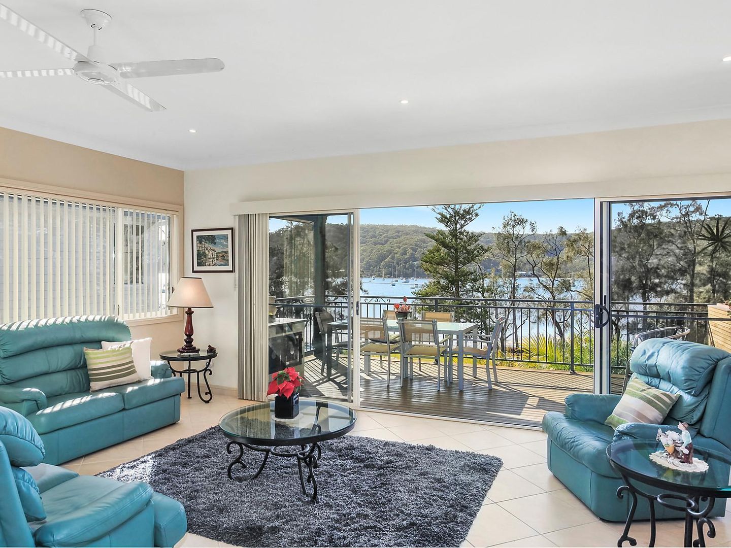 116 Araluen Drive, HARDYS BAY NSW 2257, Image 2