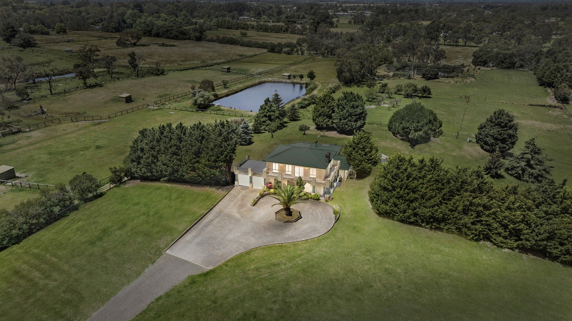 4 bedrooms Acreage / Semi-Rural in 1910 Westernport Highway PEARCEDALE VIC, 3912