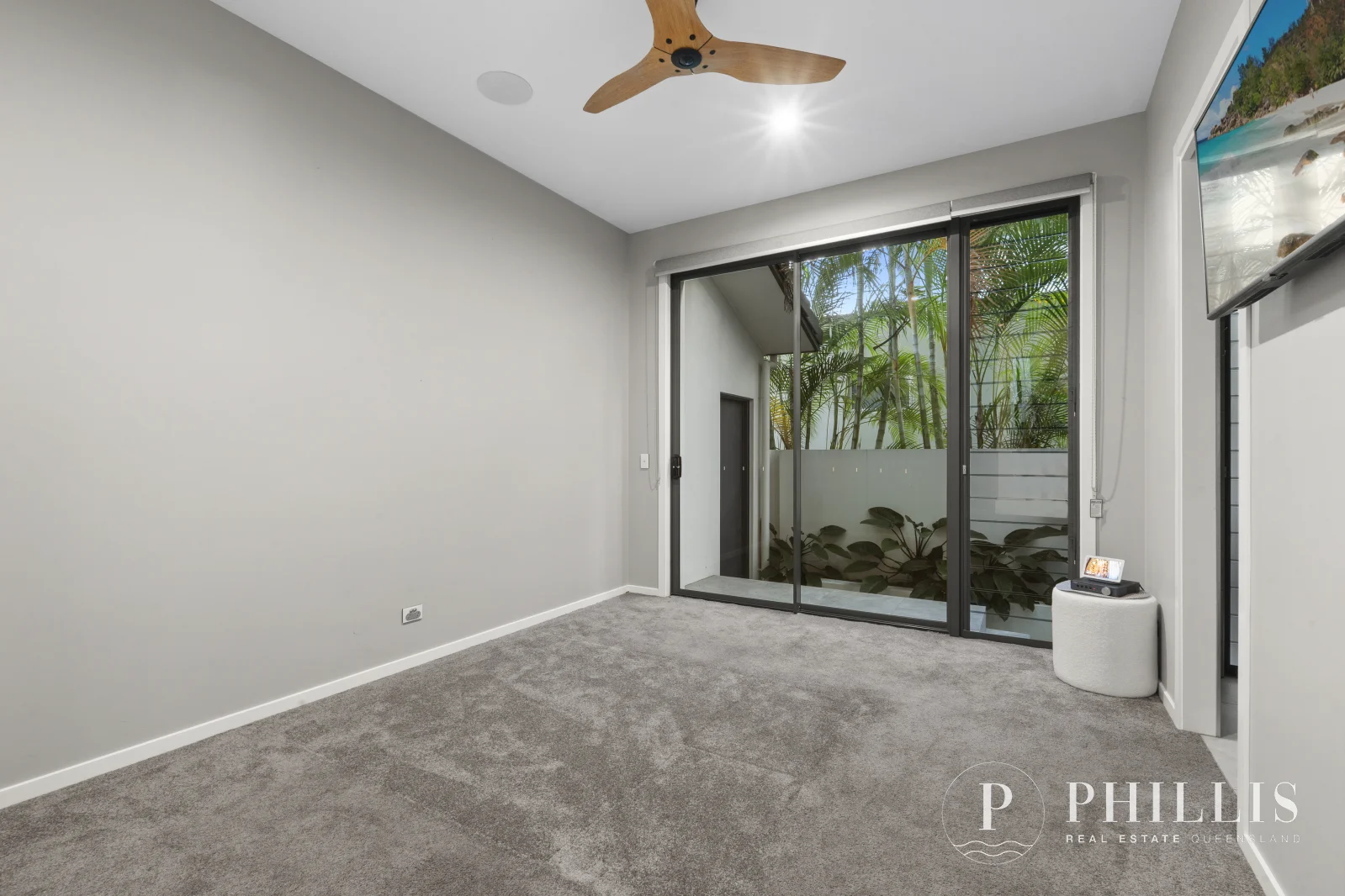 Additional image 51 of 2515 Cressbrook Drive, Hope Island QLD 4212