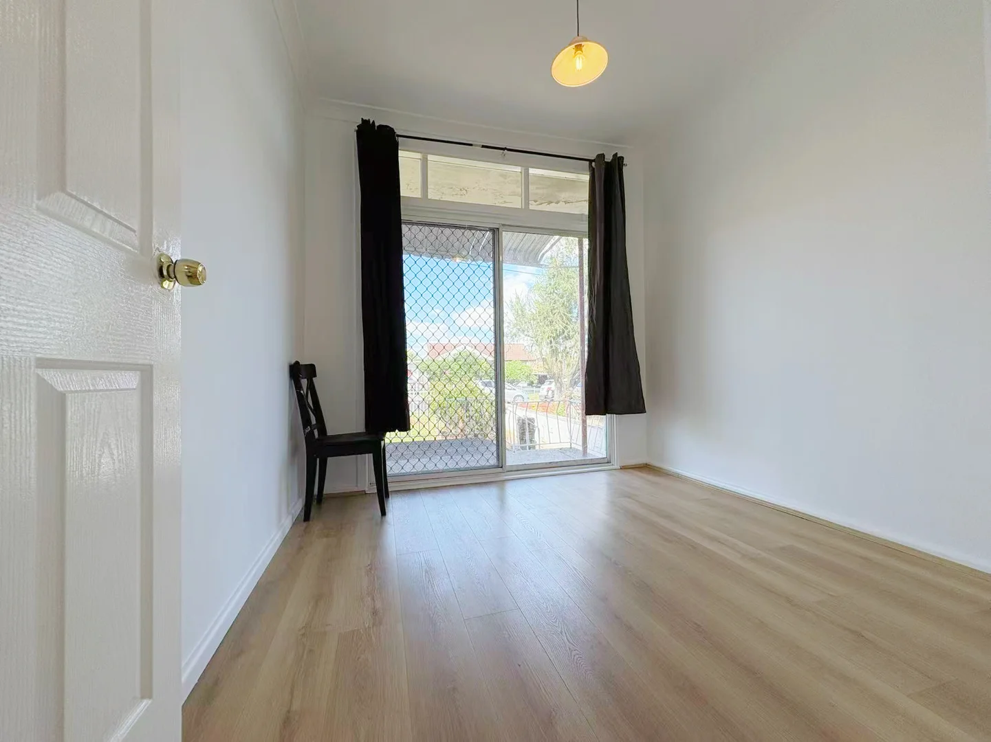 Additional image 10 of 20 English St, Glenfield NSW 2167