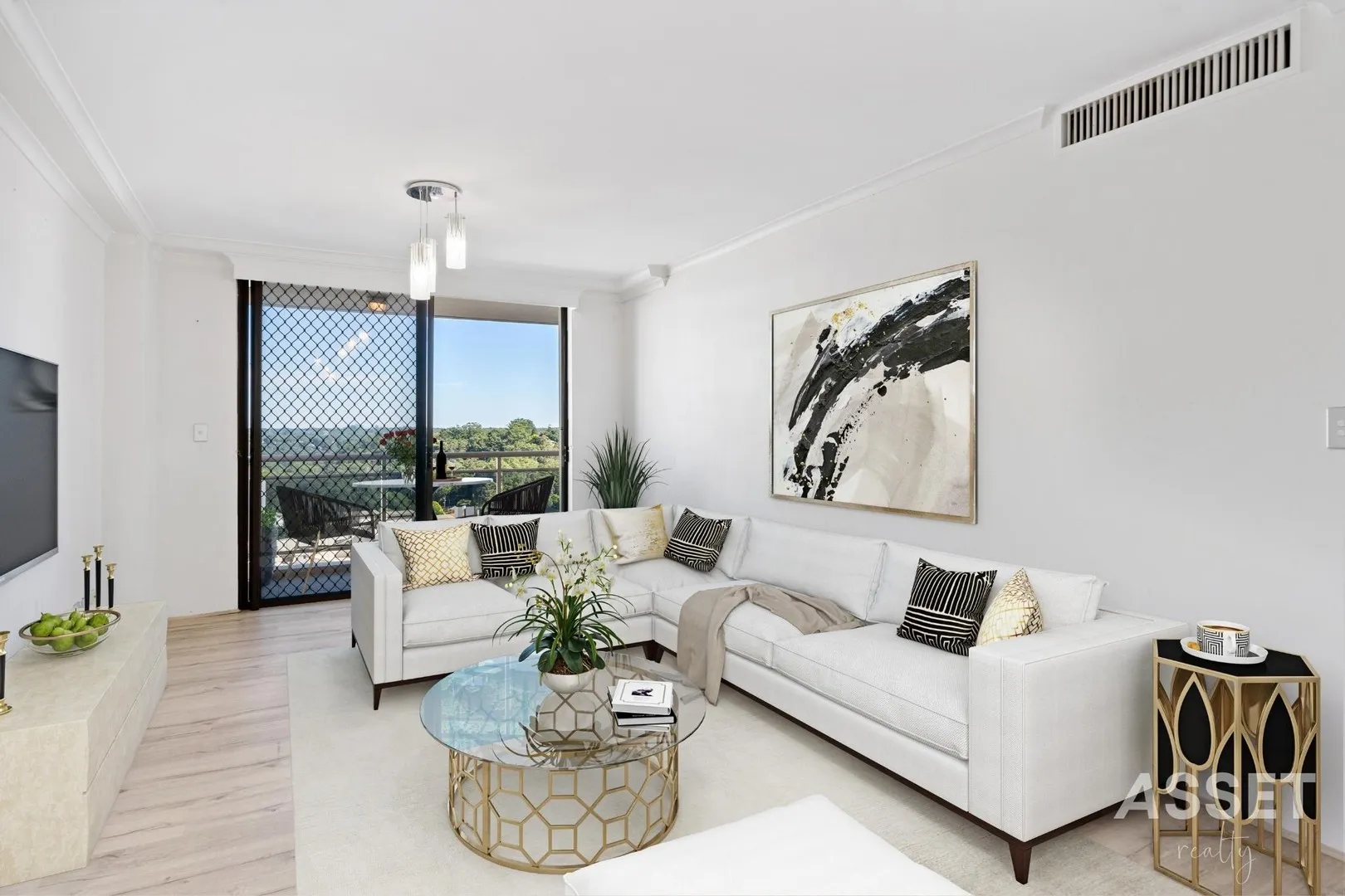 Spacious and Stylish Modern 2-Bedroom Apartment with Sweeping Views in the Heart of Hornsby, Hornsby