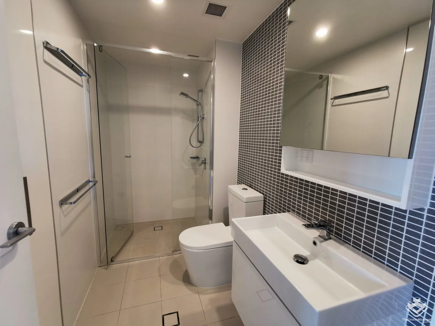 Additional image 5 of ID:21165815/50 Hudson Road, Albion QLD 4010