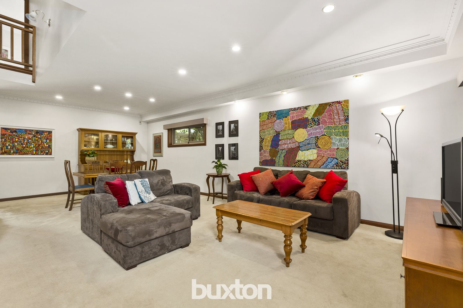 21 Pine Avenue, Elwood VIC 3184, Image 2