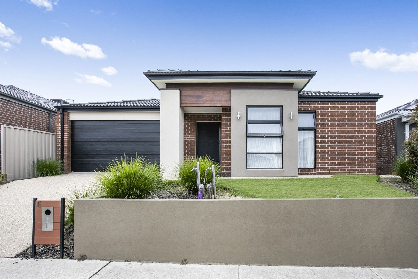 3 bedrooms House in 6 Josephine Street PAKENHAM VIC, 3810