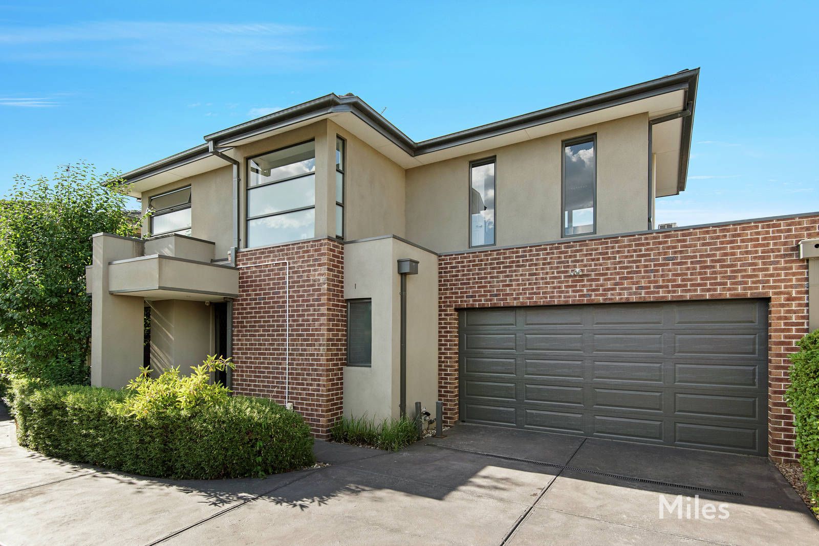 2/11 Elizabeth Street, Bulleen VIC 3105, Image 0