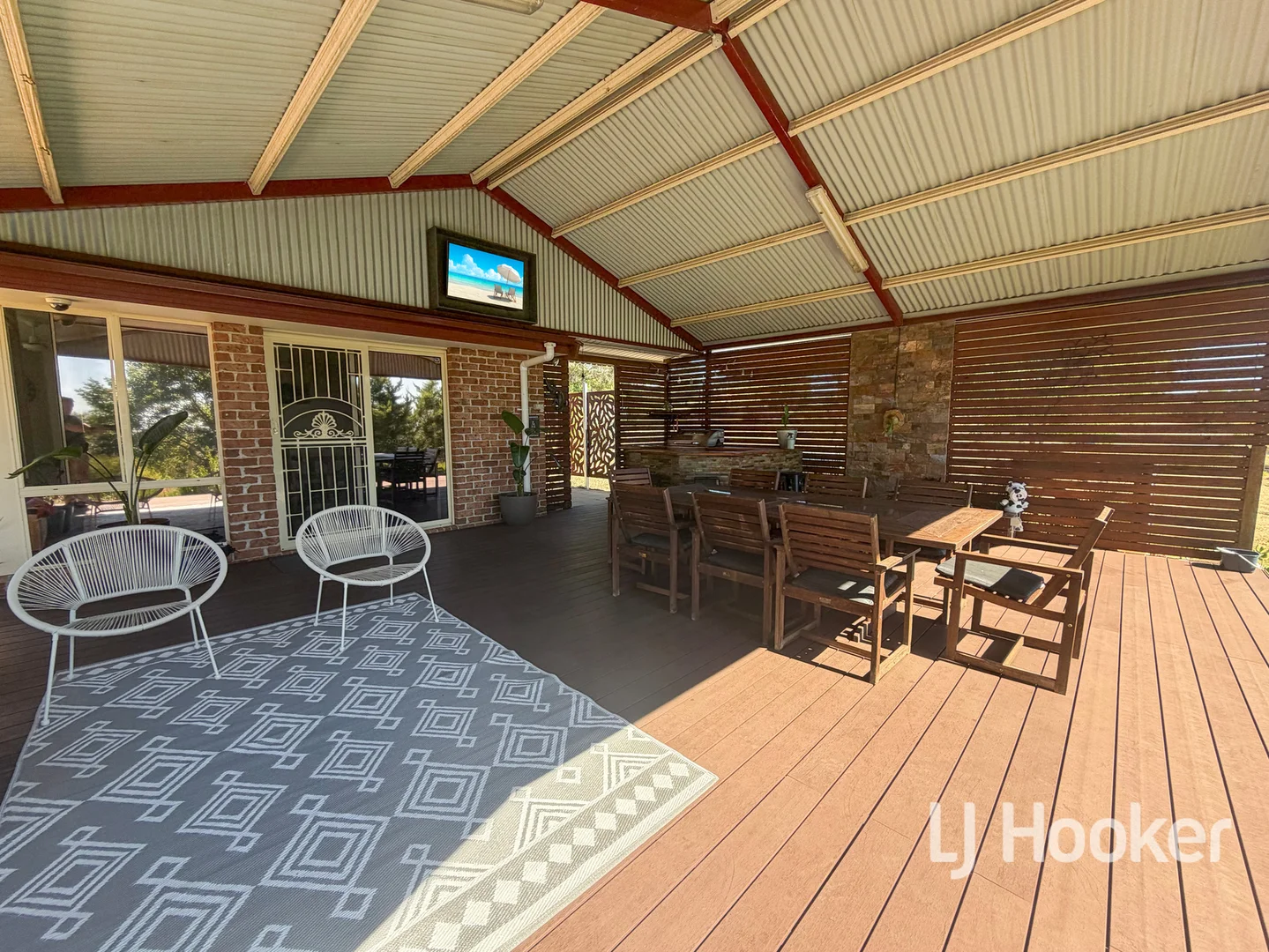 Additional image 2 of 16 Osterley Terrace, Inverell NSW 2360