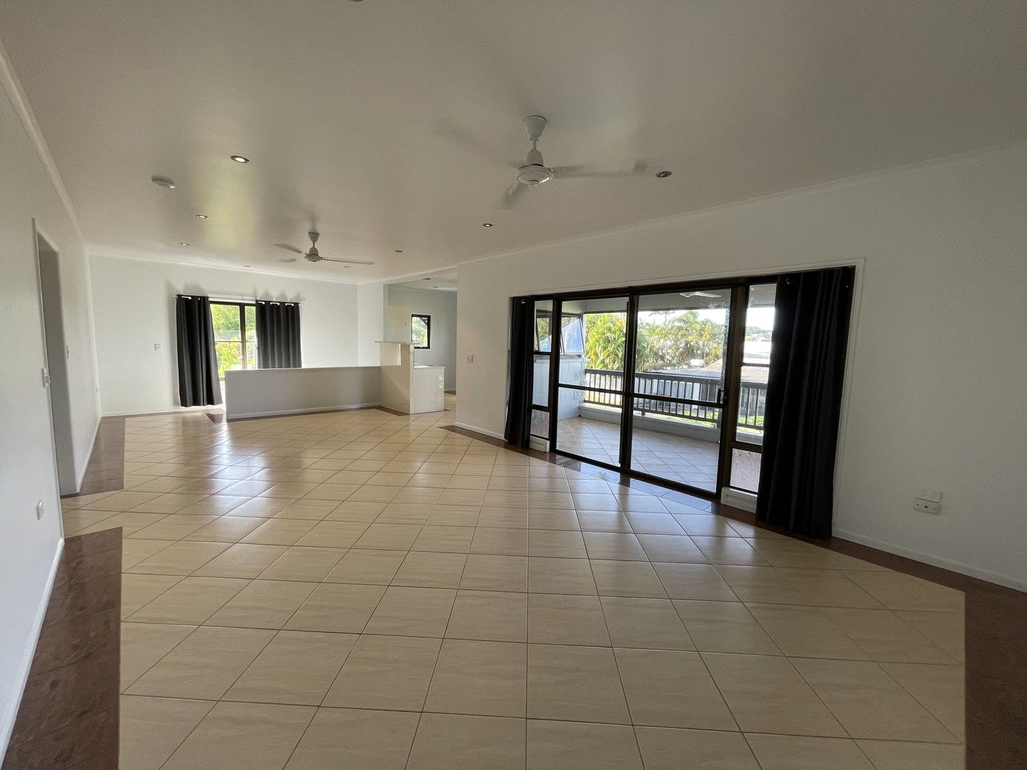 Unit 2/28 Mitchell St, South Mission Beach QLD 4852, Image 1