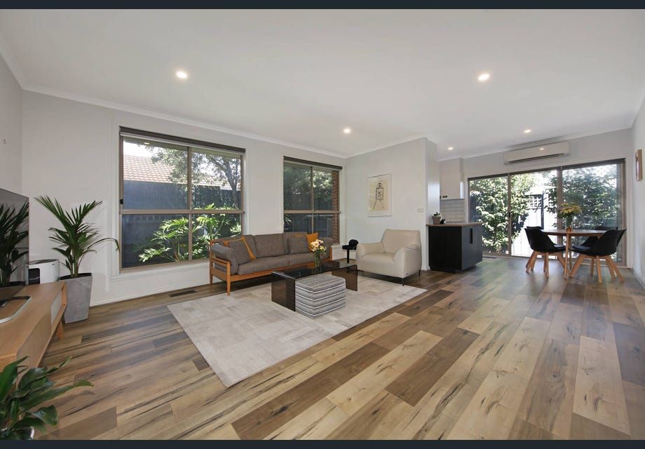3 bedrooms Apartment / Unit / Flat in 3/8 Vera Street BENTLEIGH EAST VIC, 3165