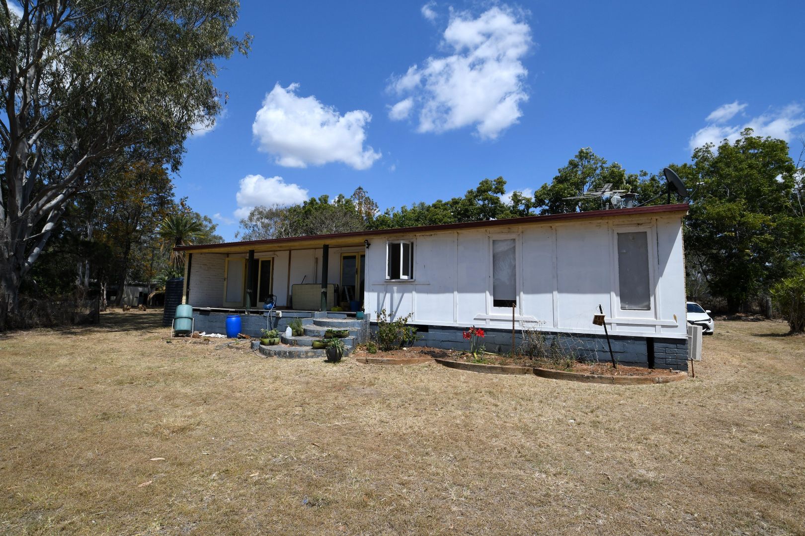 14 Markai Road, Lockyer Waters QLD 4311, Image 2