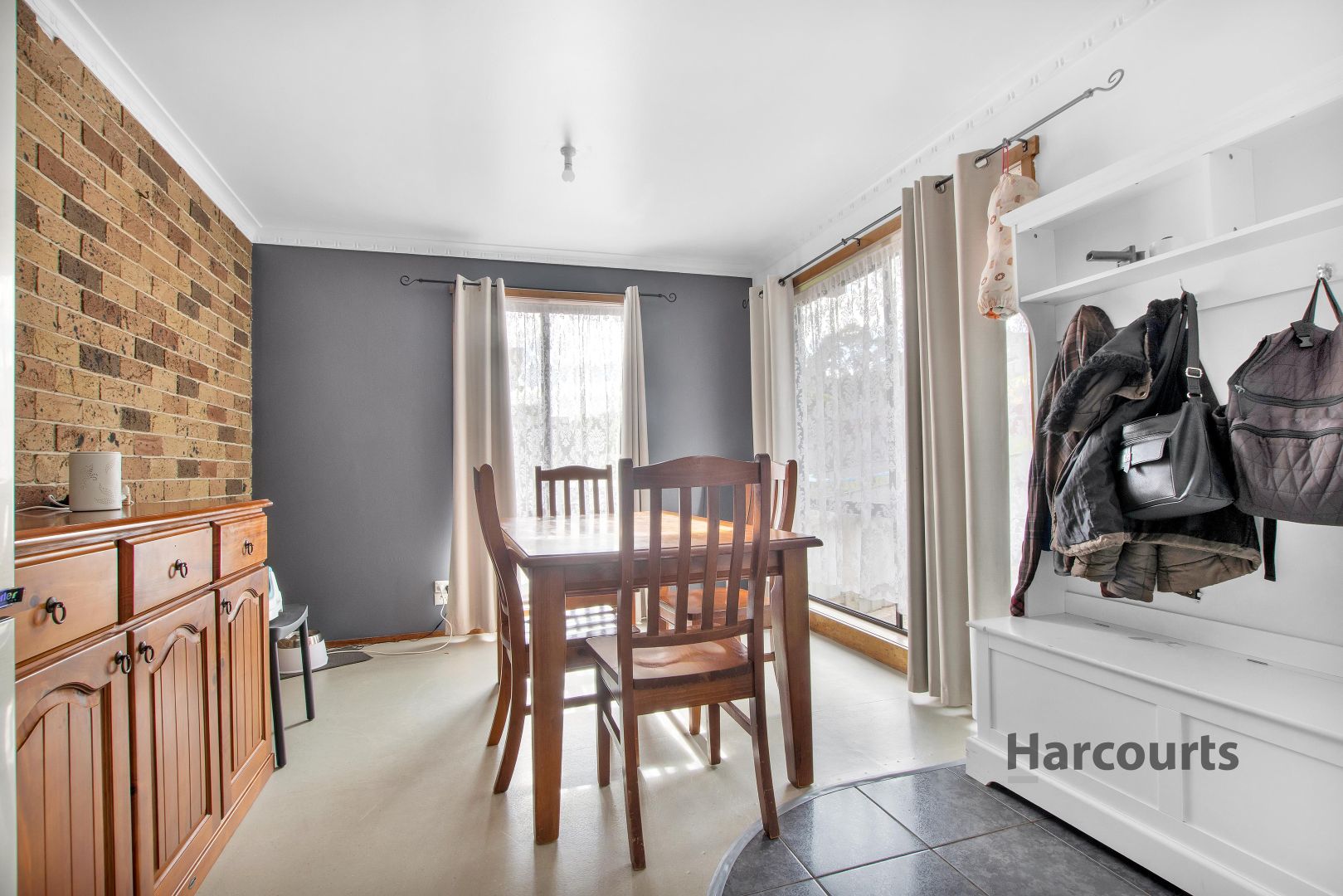 19 River Road, Ambleside TAS 7310 House For Rent 430 Domain