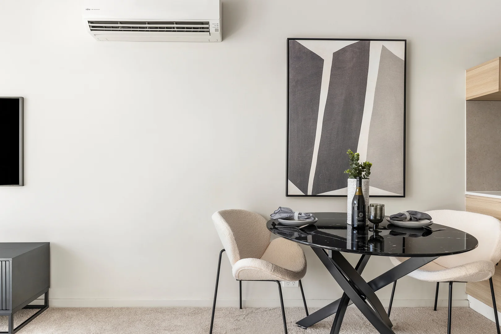 Additional image 3 of 303/8 Bond Street, Caulfield North VIC 3161