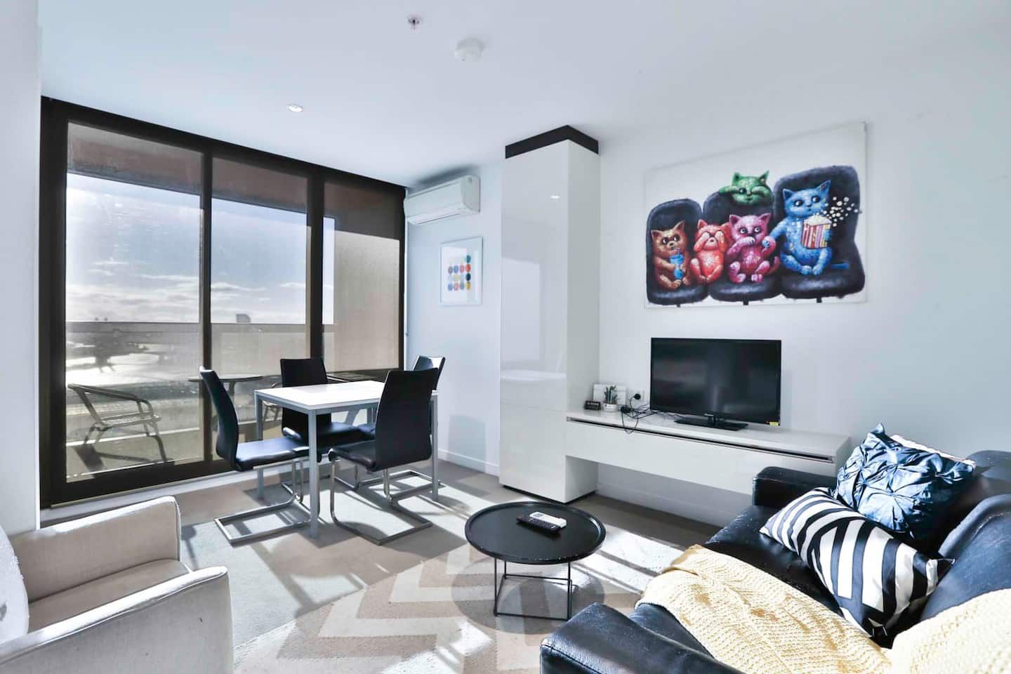 2 bedrooms Apartment / Unit / Flat in 2909/639 Lonsdale St MELBOURNE VIC, 3000