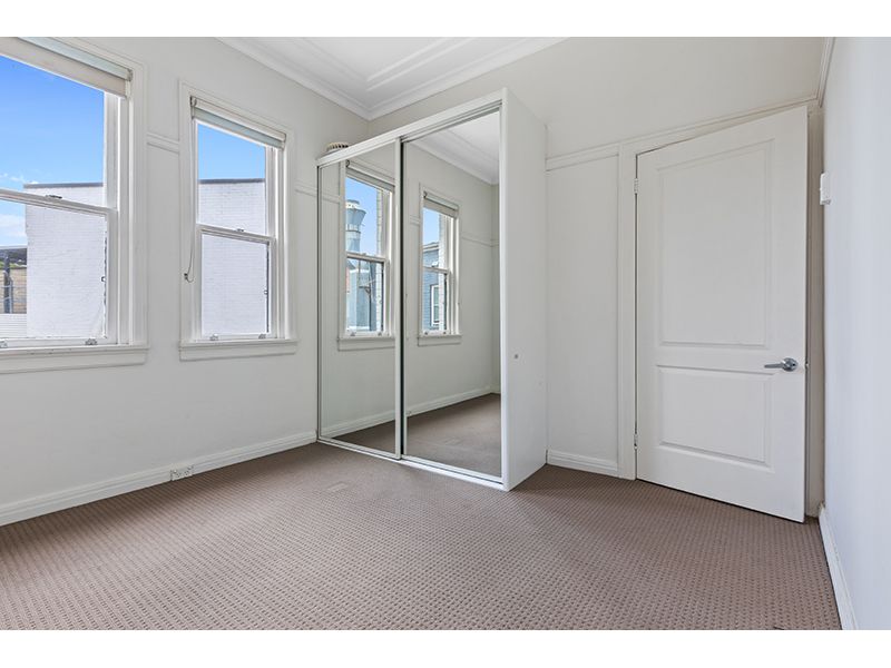 2 bedrooms Apartment / Unit / Flat in 2/164 Victoria Road GLADESVILLE NSW, 2111