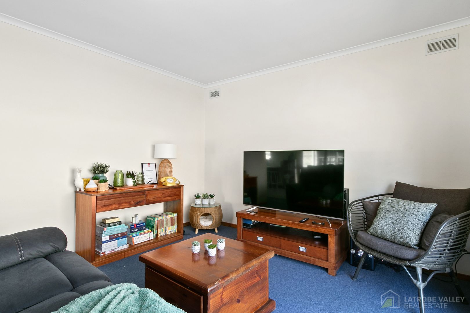 2/28 Mitchells Road, Moe VIC 3825, Image 2